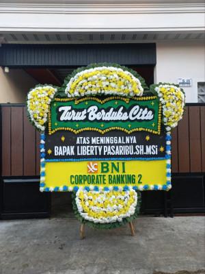 Papan Bunga Duka di Sepakek