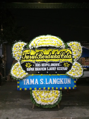 Papan Bunga Duka di Sepakek